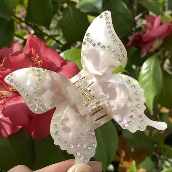 Butterfly Pearly Light Blue Hair Clip - Picture 6 of 7